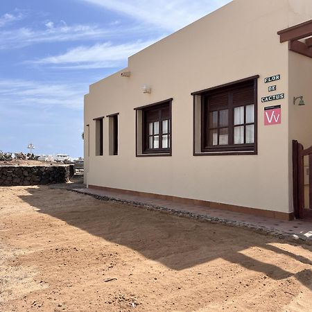 Flor De Cactus, La Graciosa Villa Калета де Себо Екстериор снимка
